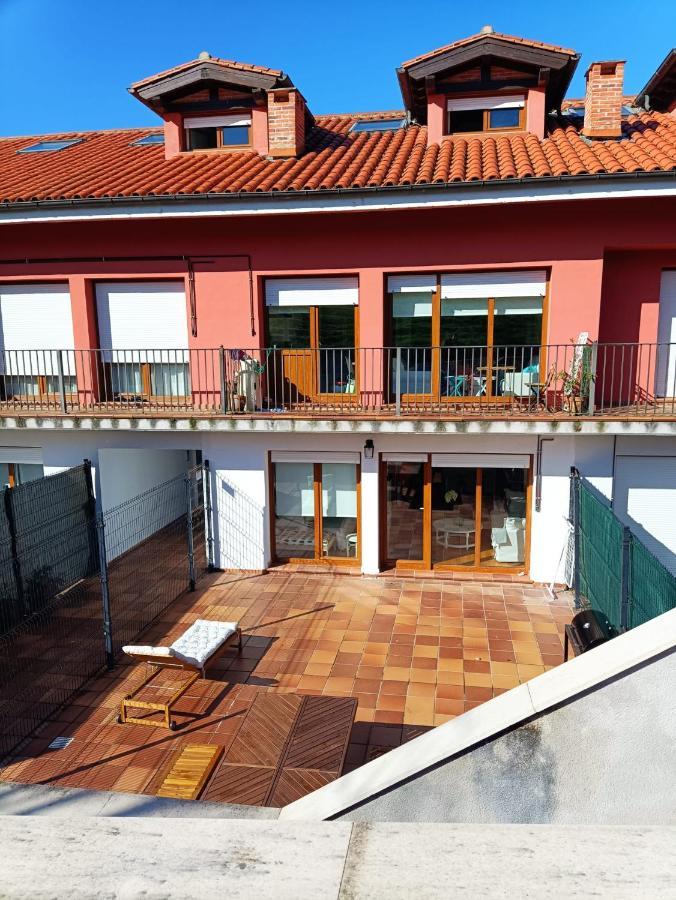 Apartamento Con Terraza Comillas Esterno foto